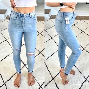 NWT $209 DL1961 Chrissy Distressed High R Jeans 25